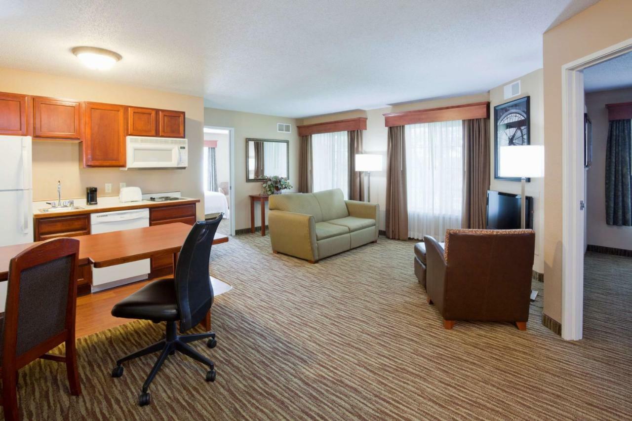 Grandstay Residential Suites רפיד סיטי מראה חיצוני תמונה